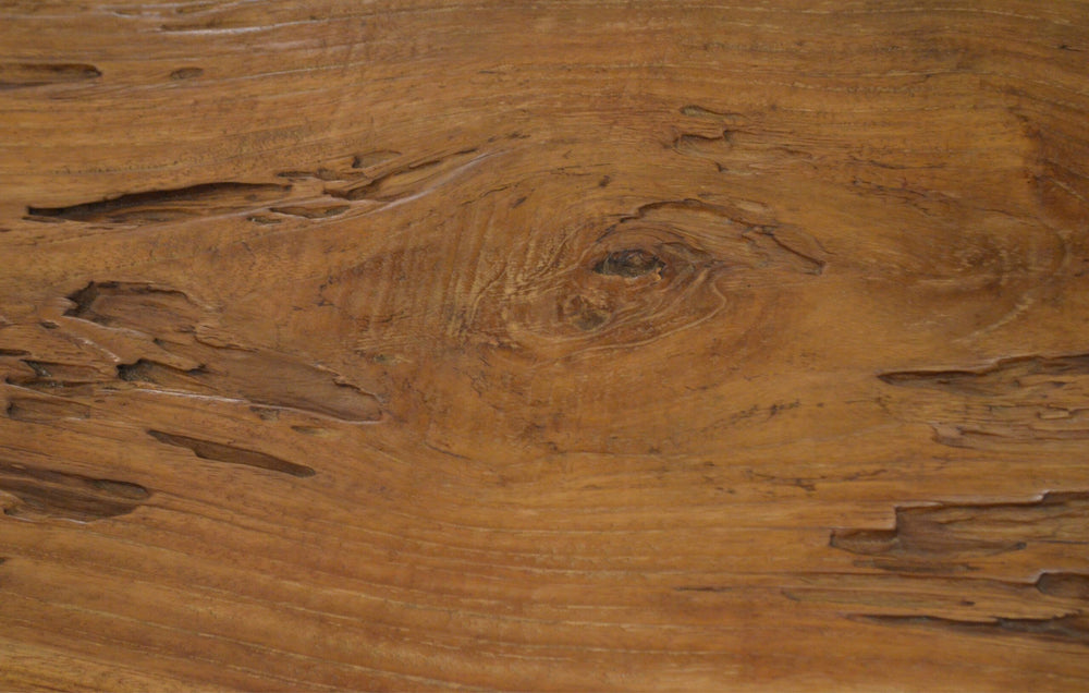 The Benefits of Purchasing Furniture Made From Reclaimed Teak Wood