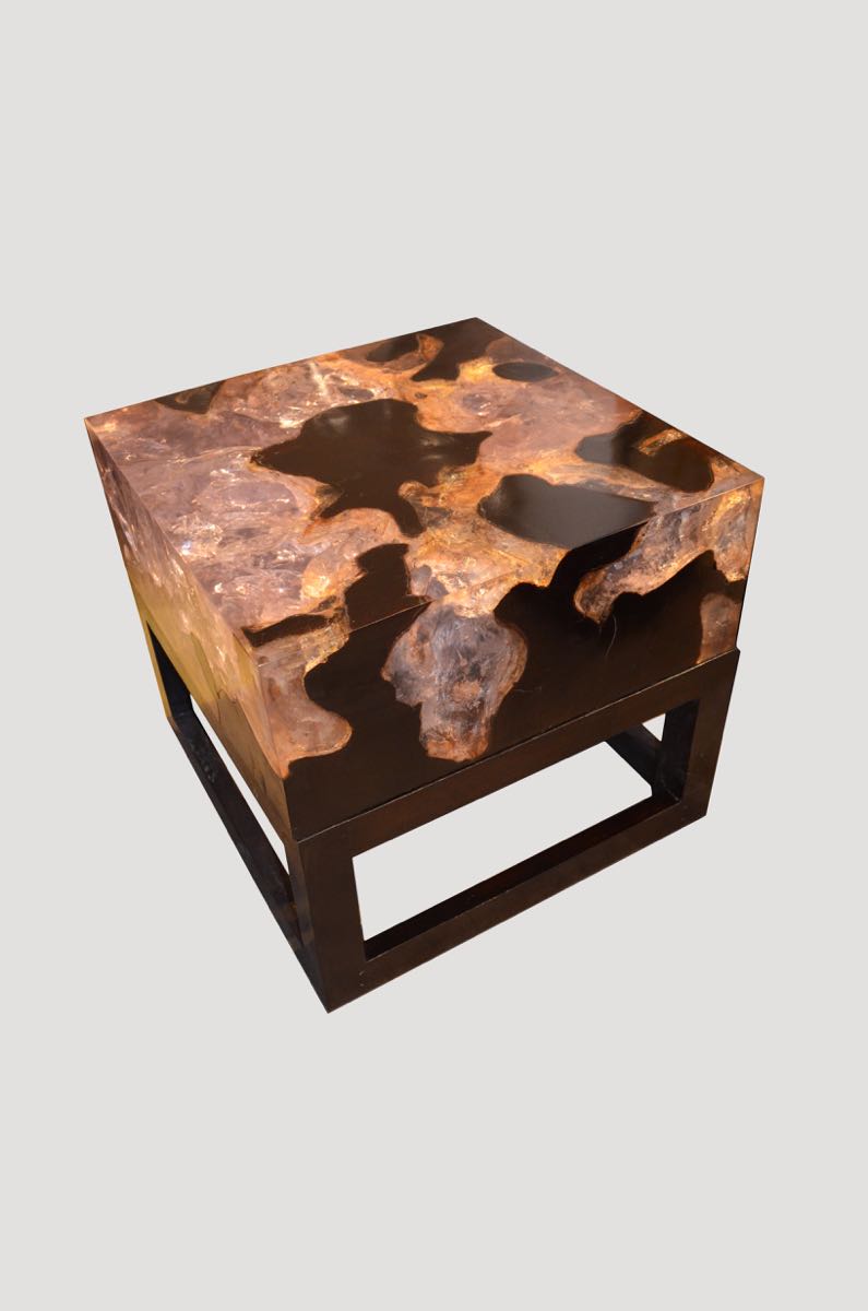 Cracked Resin Cocktail Table With Base