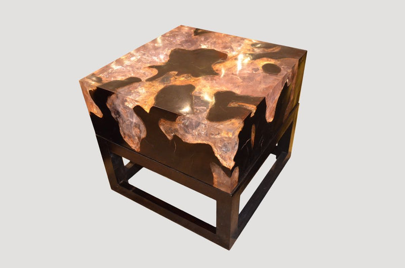 Cracked Resin Cocktail Table With Base