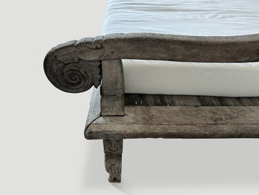 Museum Quality Rare Antique Day Bed