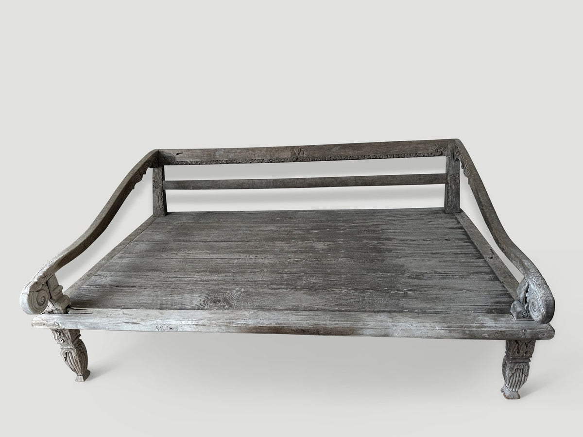 Museum Quality Rare Antique Day Bed