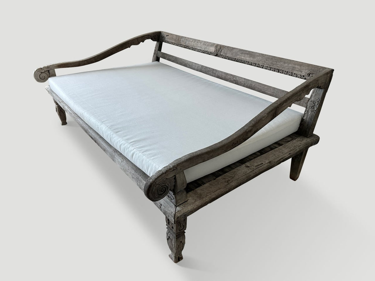 Museum Quality Rare Antique Day Bed