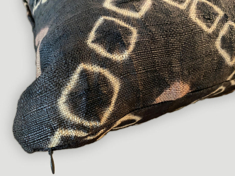 Raffia Pillow