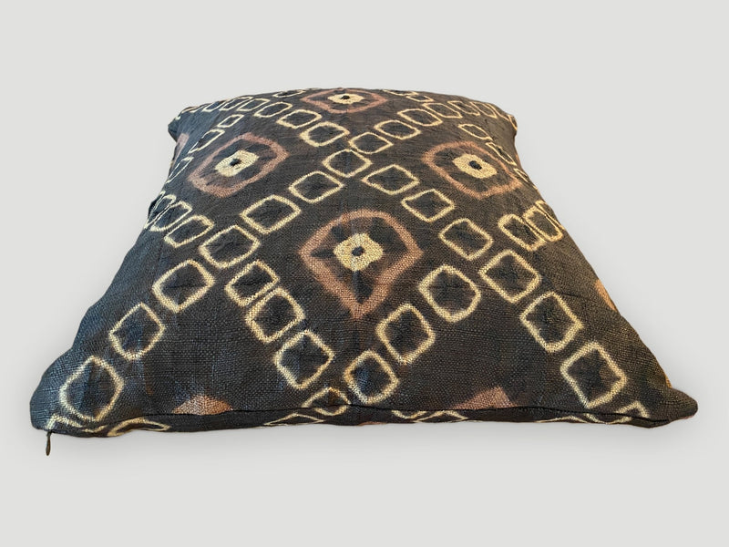 Raffia Pillow