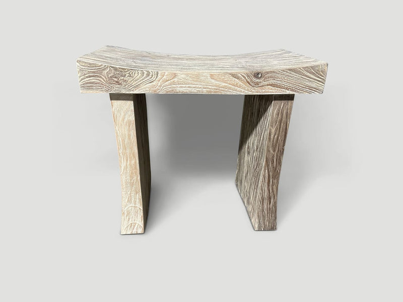 Minimalist Bench