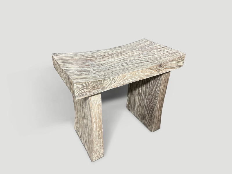 Minimalist Bench