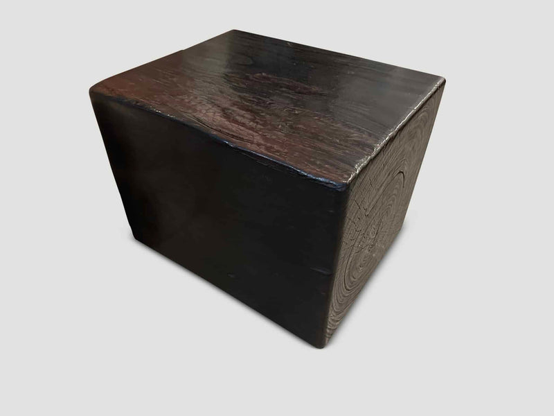 Impressive Log Side Table or Bench