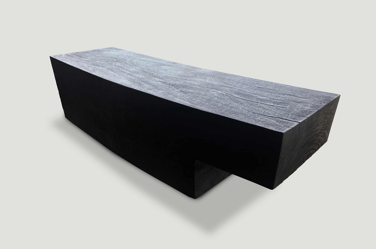 Minimalist Curved Bench