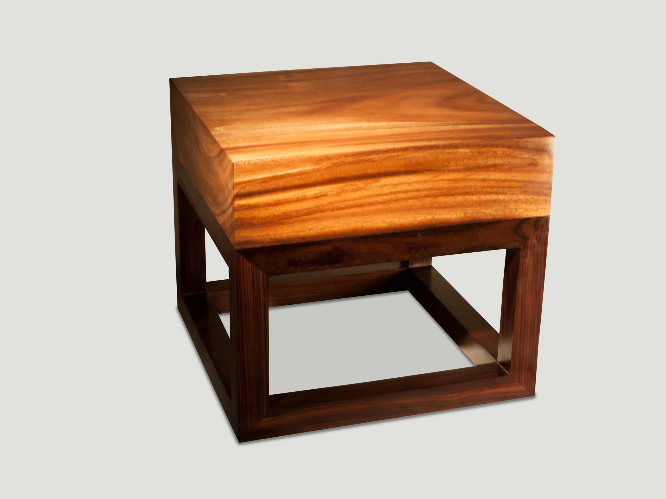 MINIMALIST SUAR WOOD SIDE TABLE