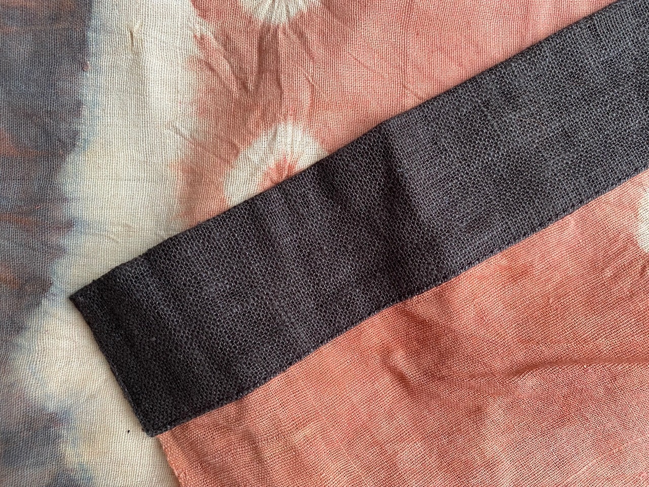 linen and cotton antique Toraja land textile