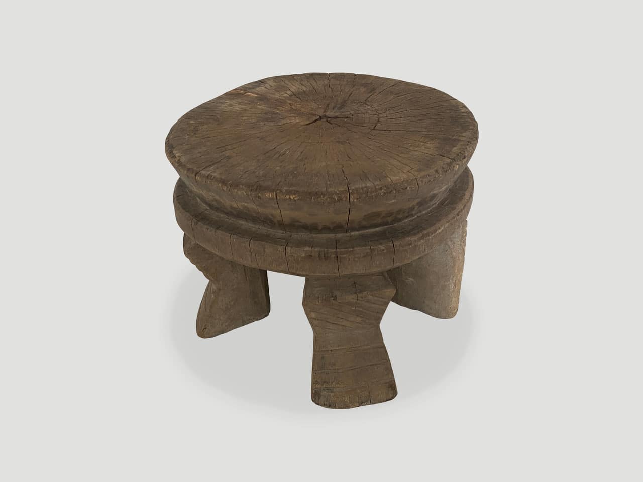 ANTIQUE HAND CARVED AFRICAN SIDE TABLE OR STOOL.