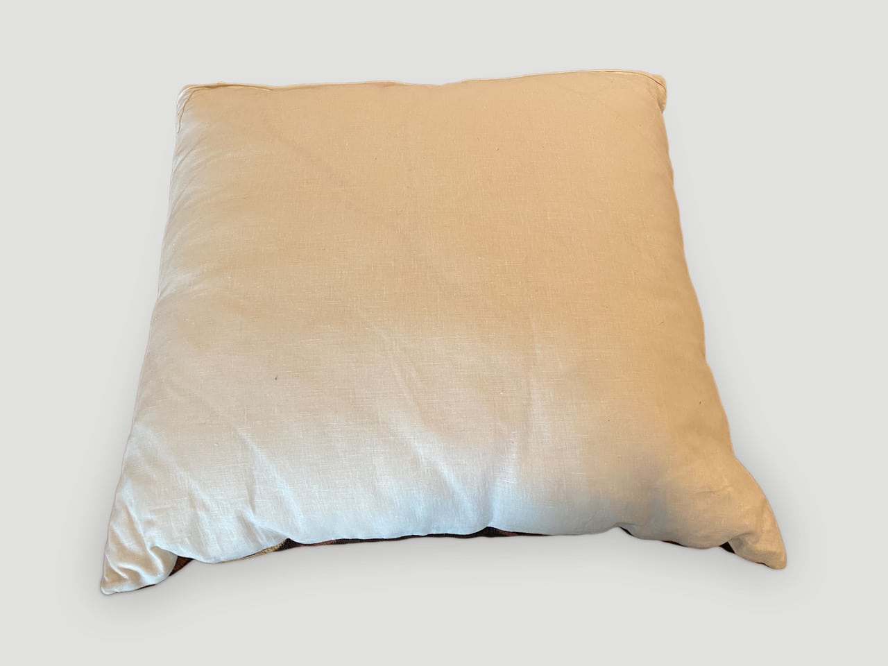 raffia pillow