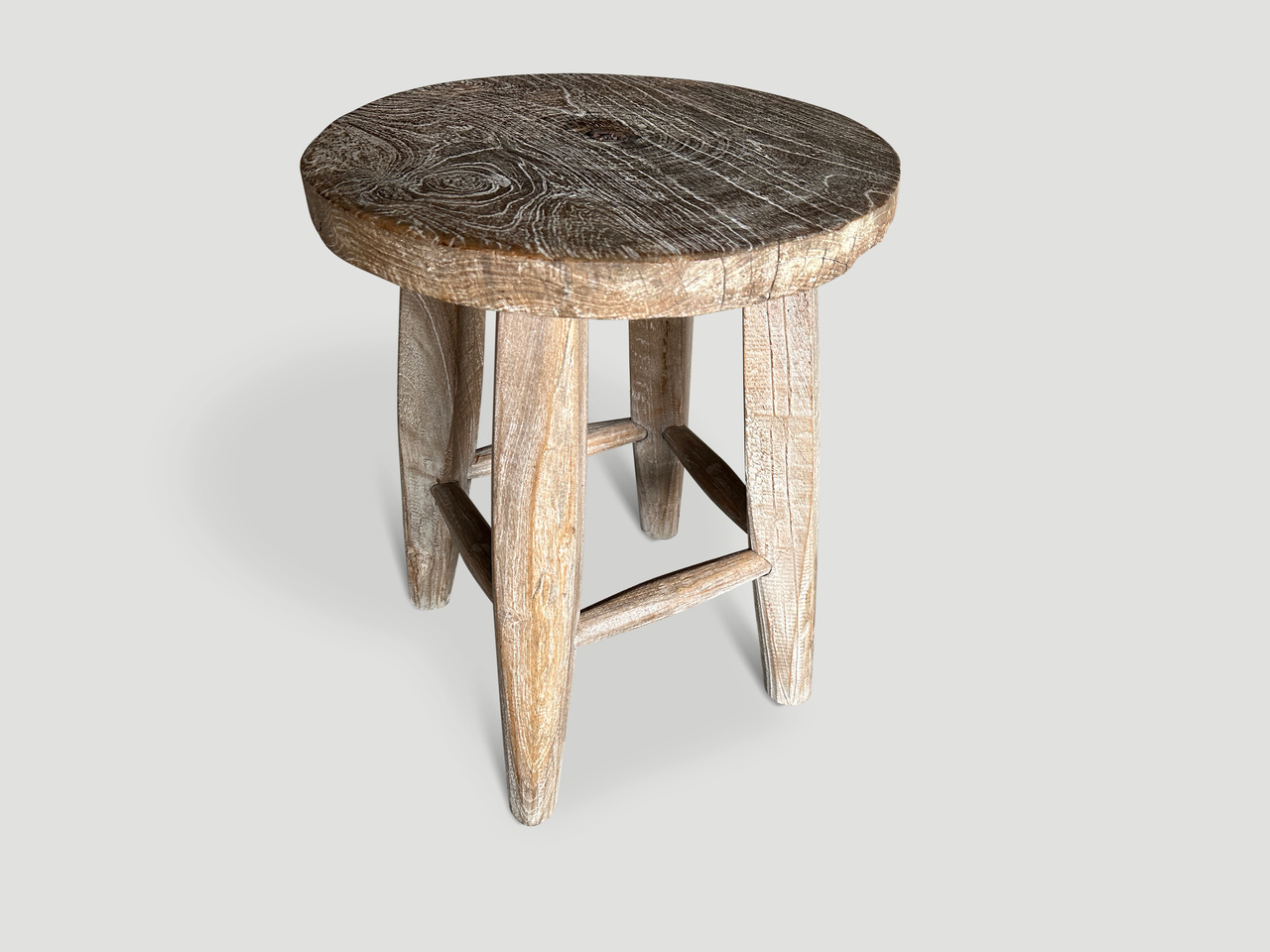 minimalist side table or stool