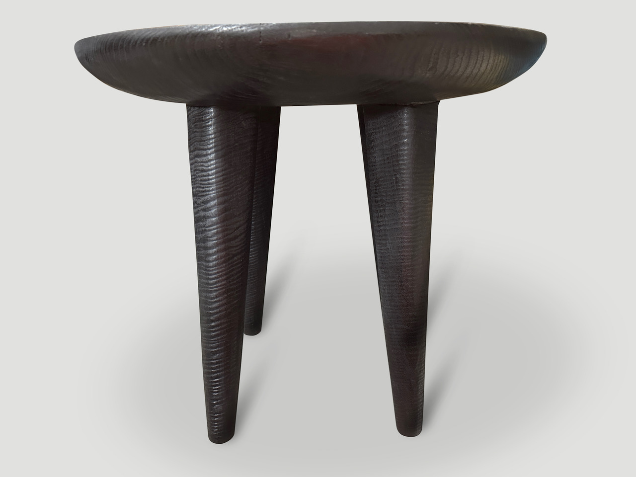 MINIMALIST CHARRED ROUND SIDE TABLE