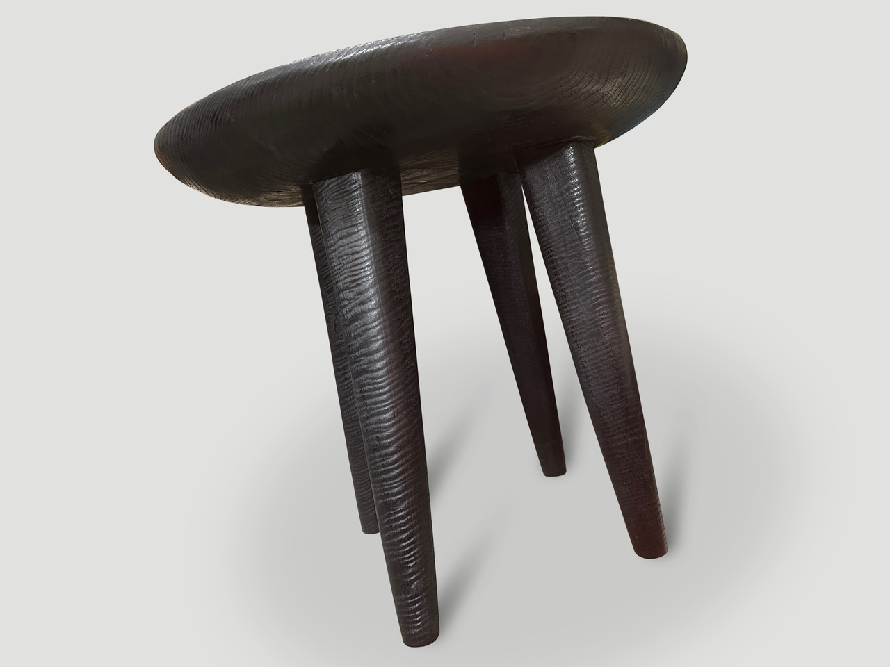 MINIMALIST CHARRED ROUND SIDE TABLE