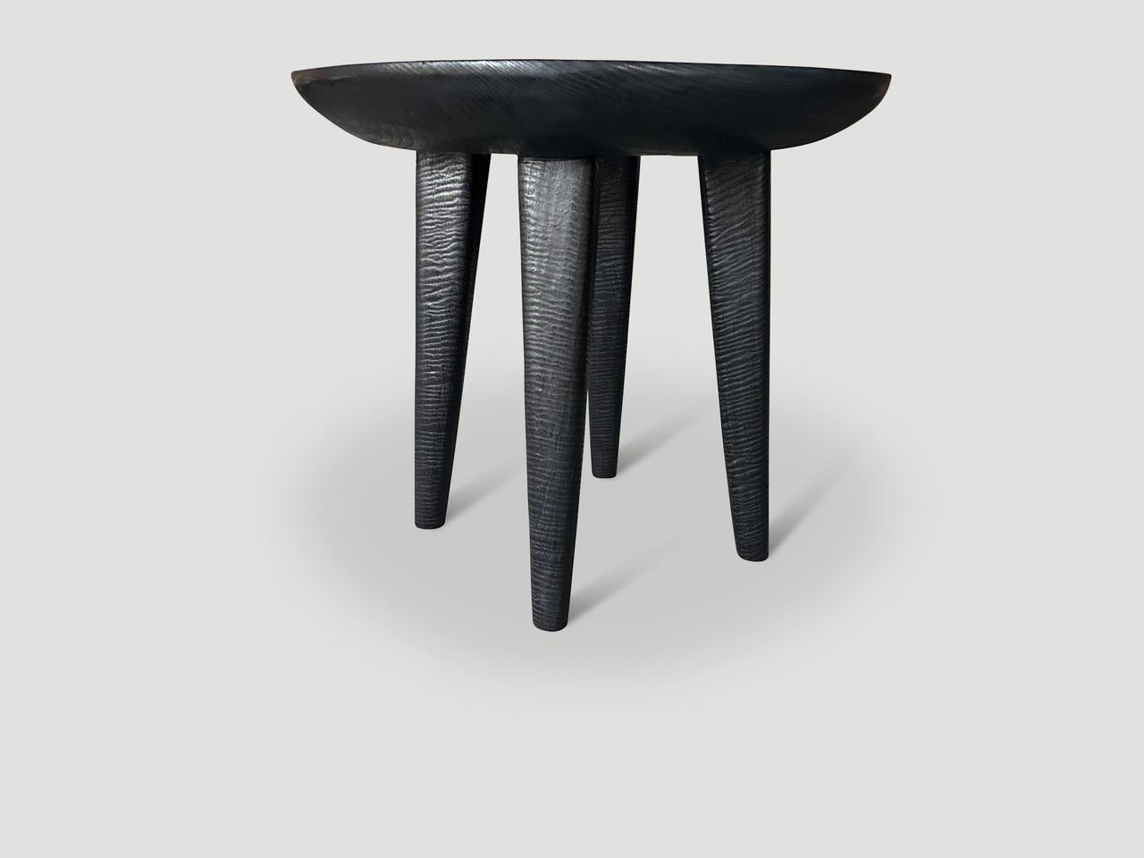 MINIMALIST CHARRED ROUND SIDE TABLE