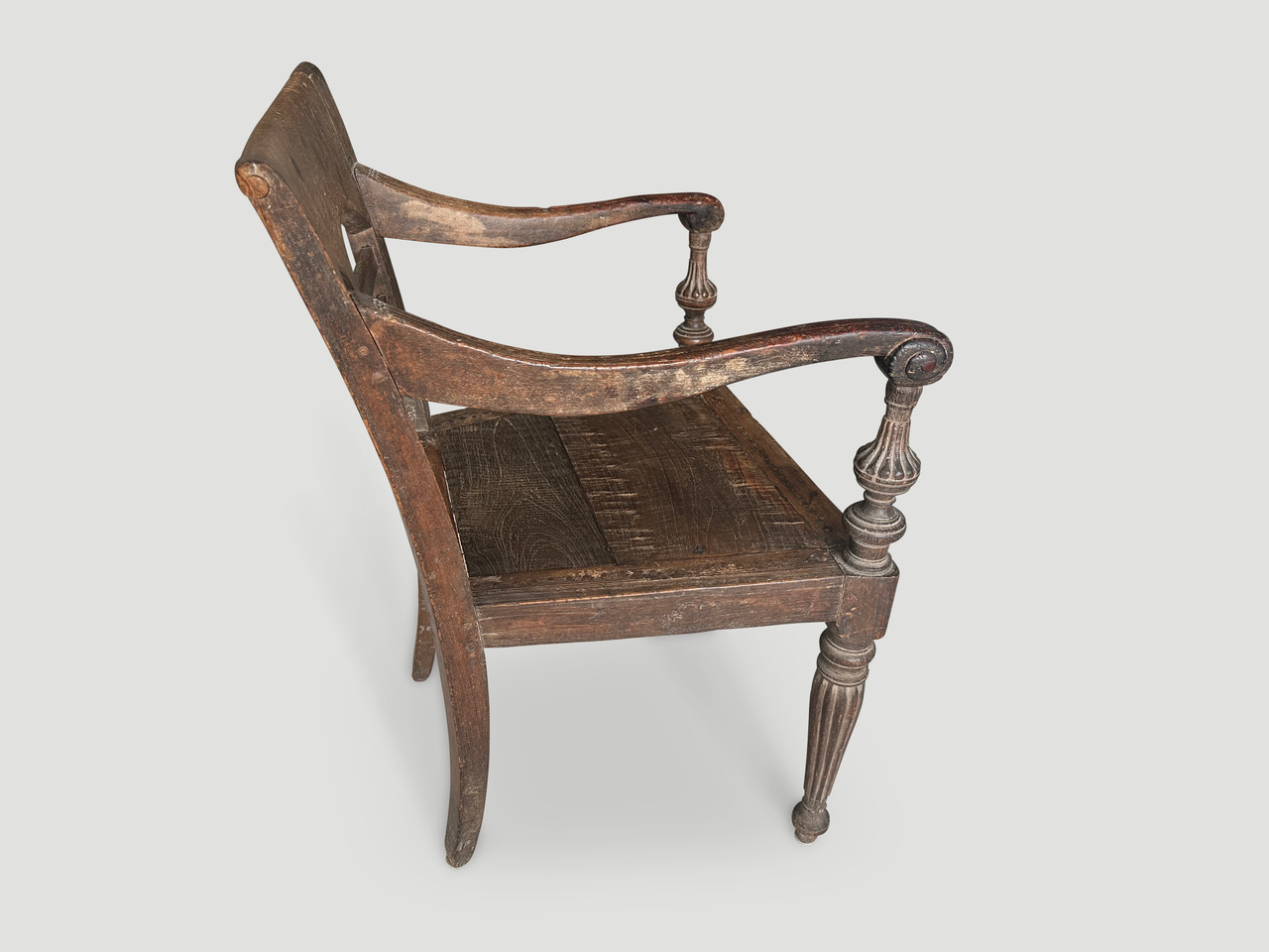 RARE ANTIQUE RAFFLES ARM CHAIR