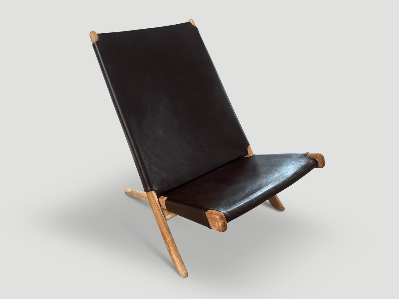 minimalist folding leather chair