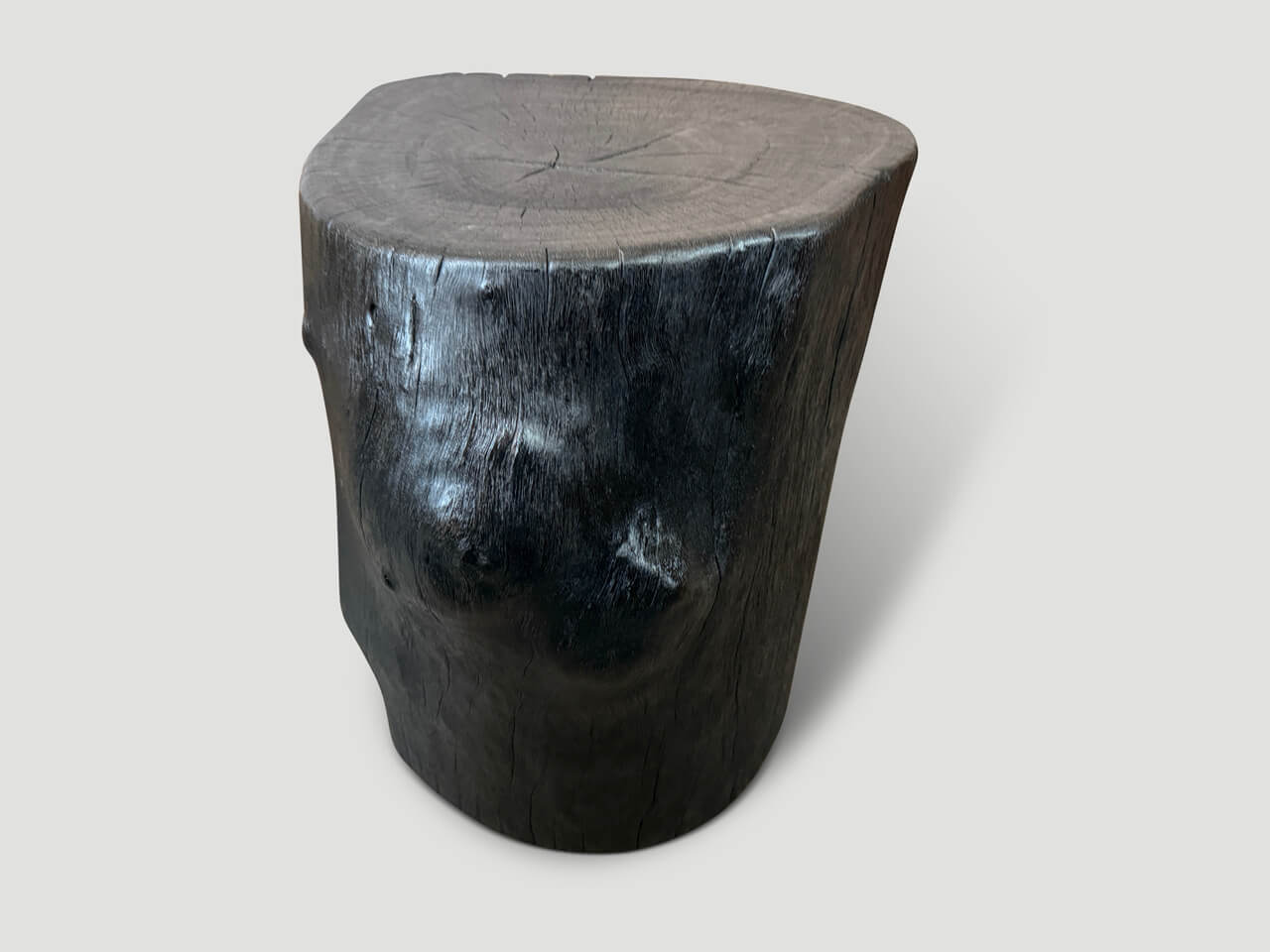 CHARRED LYCHEE WOOD SIDE TABLE