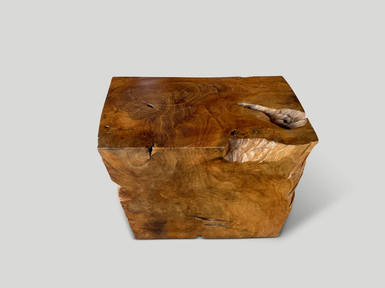 SCULPTURAL TEAK SIDE TABLE OR COFFEE TABLE