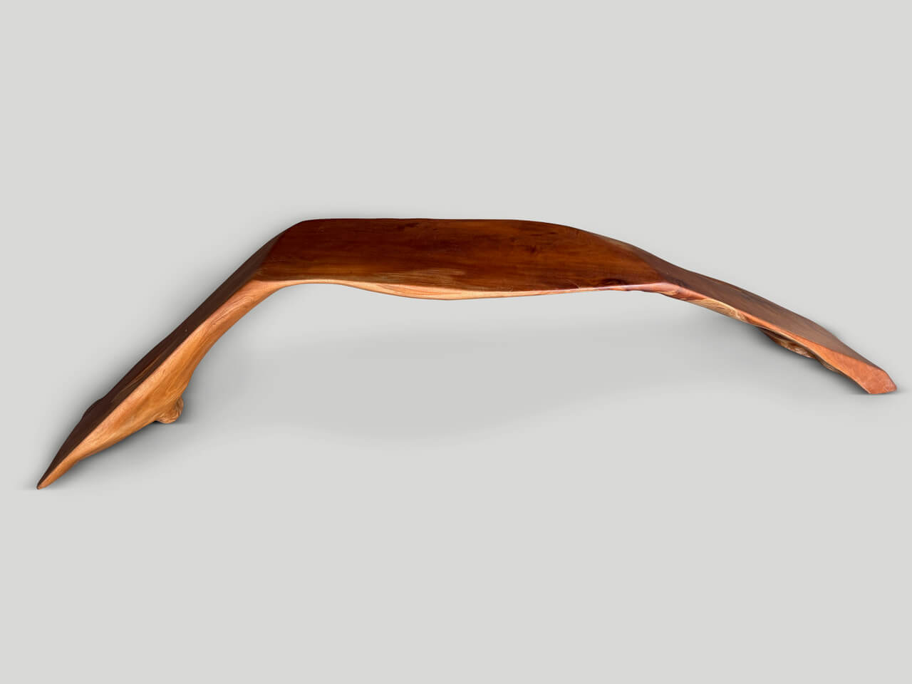 IMPRESSIVE BENCH OR SCULPTURE