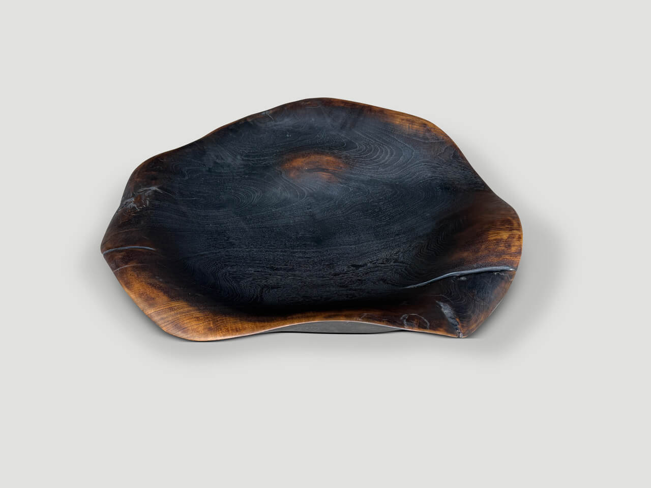 CHARRED SCULPTURAL BOWL OR PLATTER