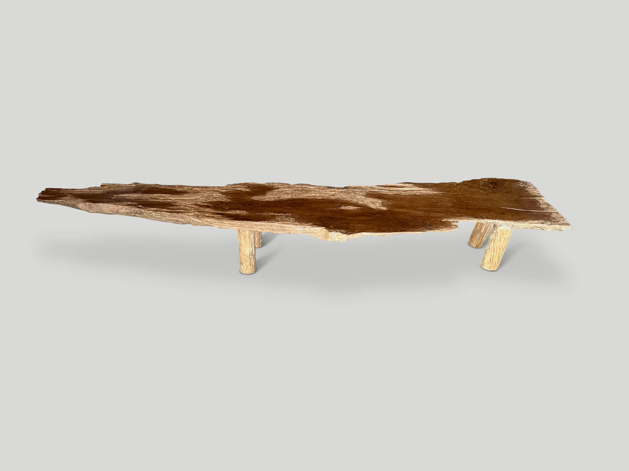 IMPRESSIVE SCULPTURAL BENCH OR COFFEE TABLE
