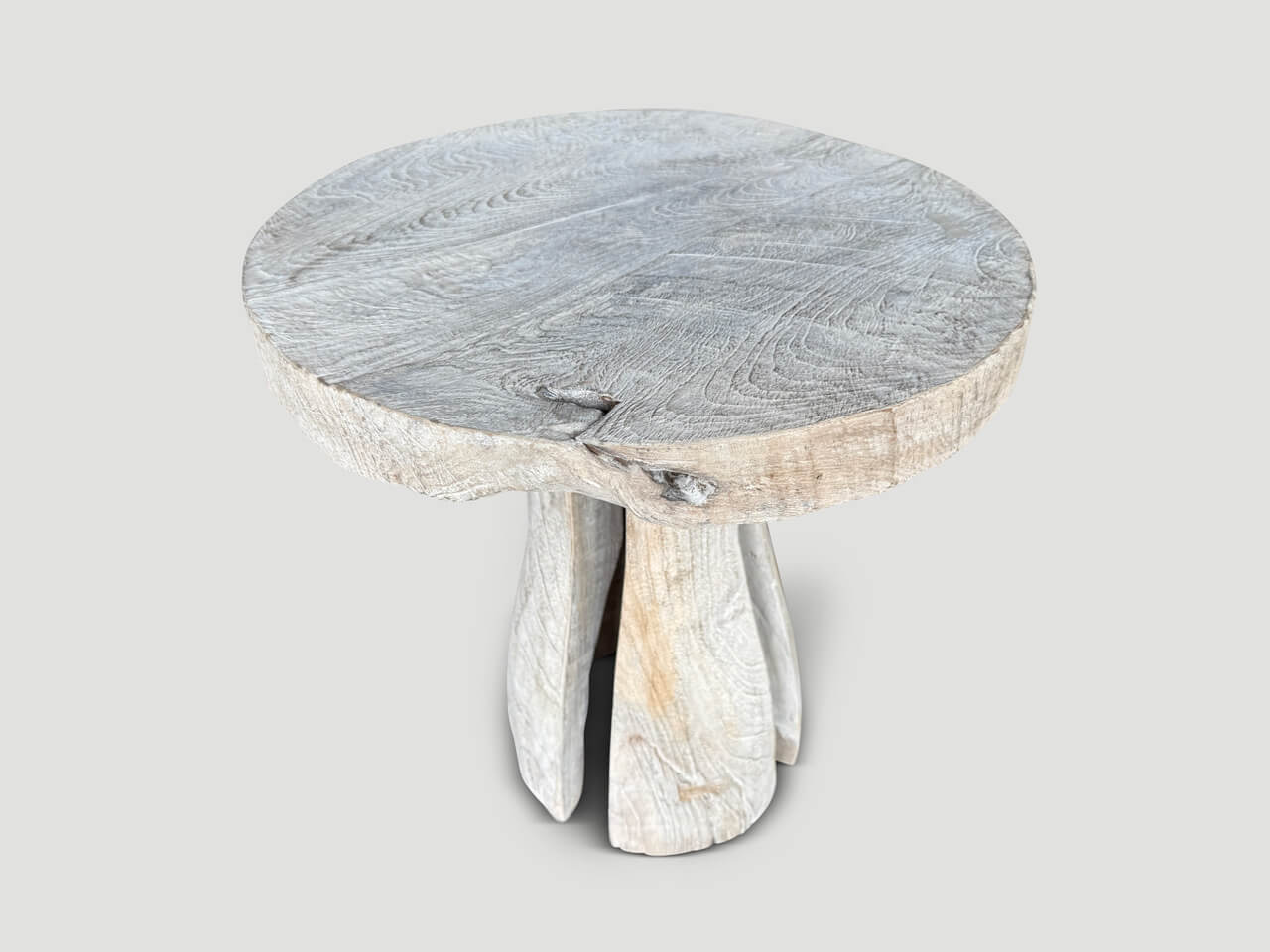 ST. BARTS SIDE TABLE