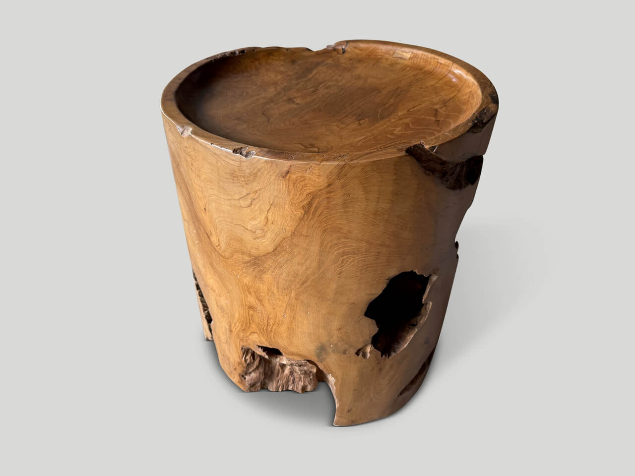 LARGE SCULPTURAL TEAK TRAY STYLE SIDE TABLE