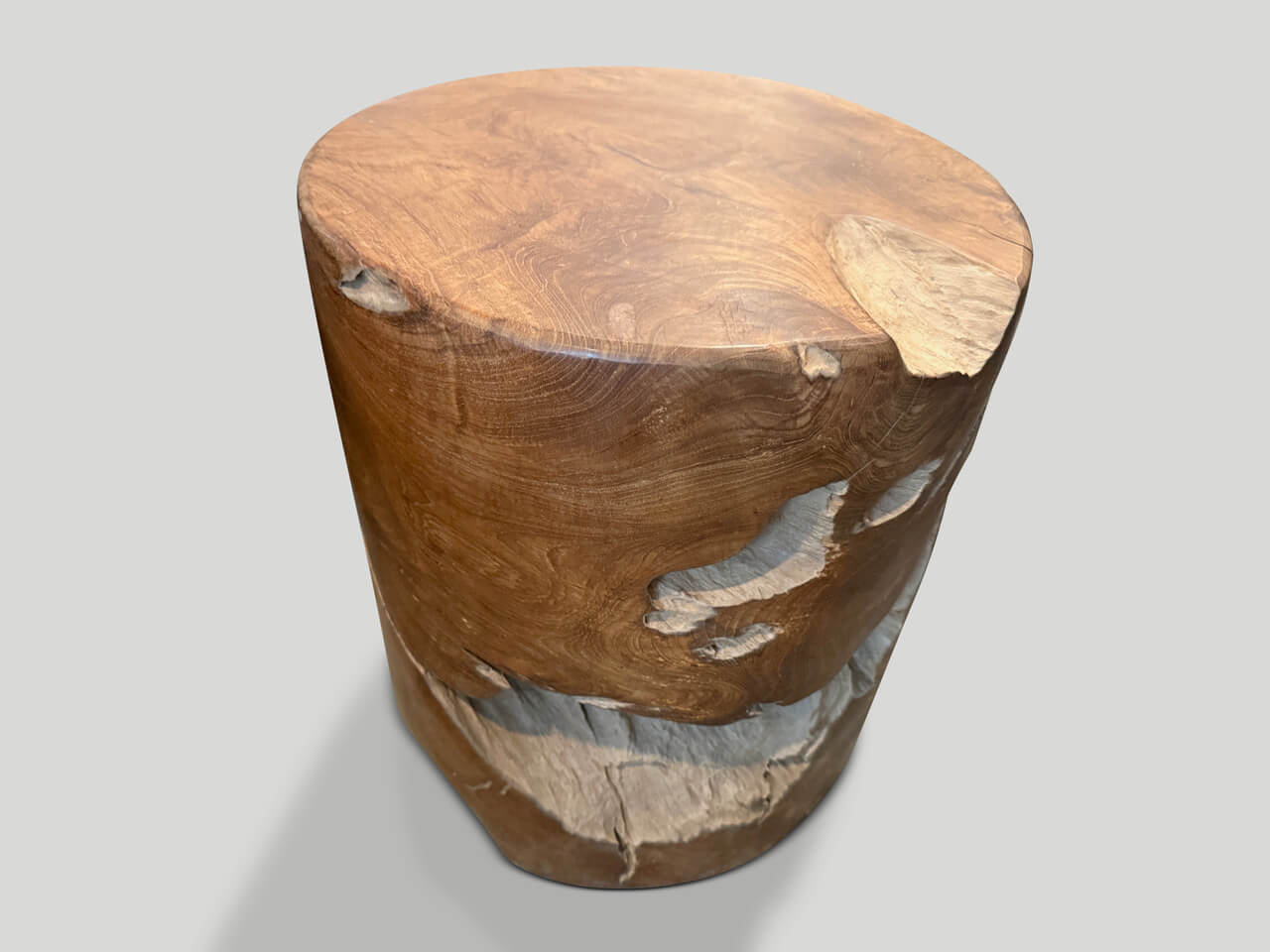 ORGANIC TEAK WOOD CYLINDER SIDE TABLE