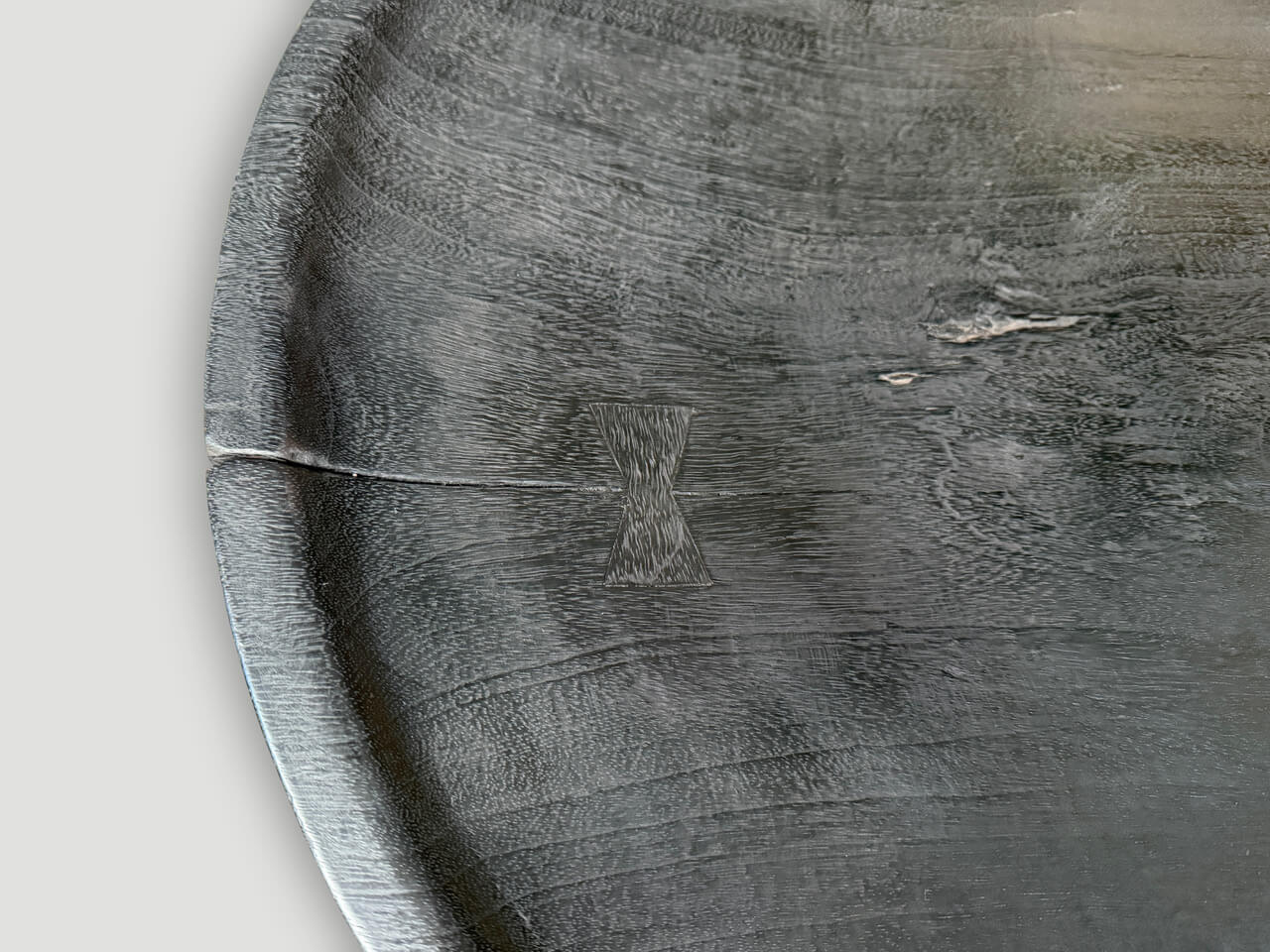 IMPRESSIVE LARGE CHARRED PLATTER