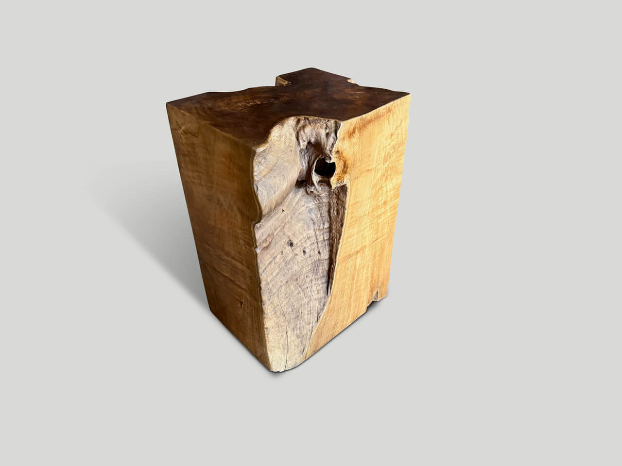 SCULPTURAL TEAK SIDE TABLE OR PEDESTAL