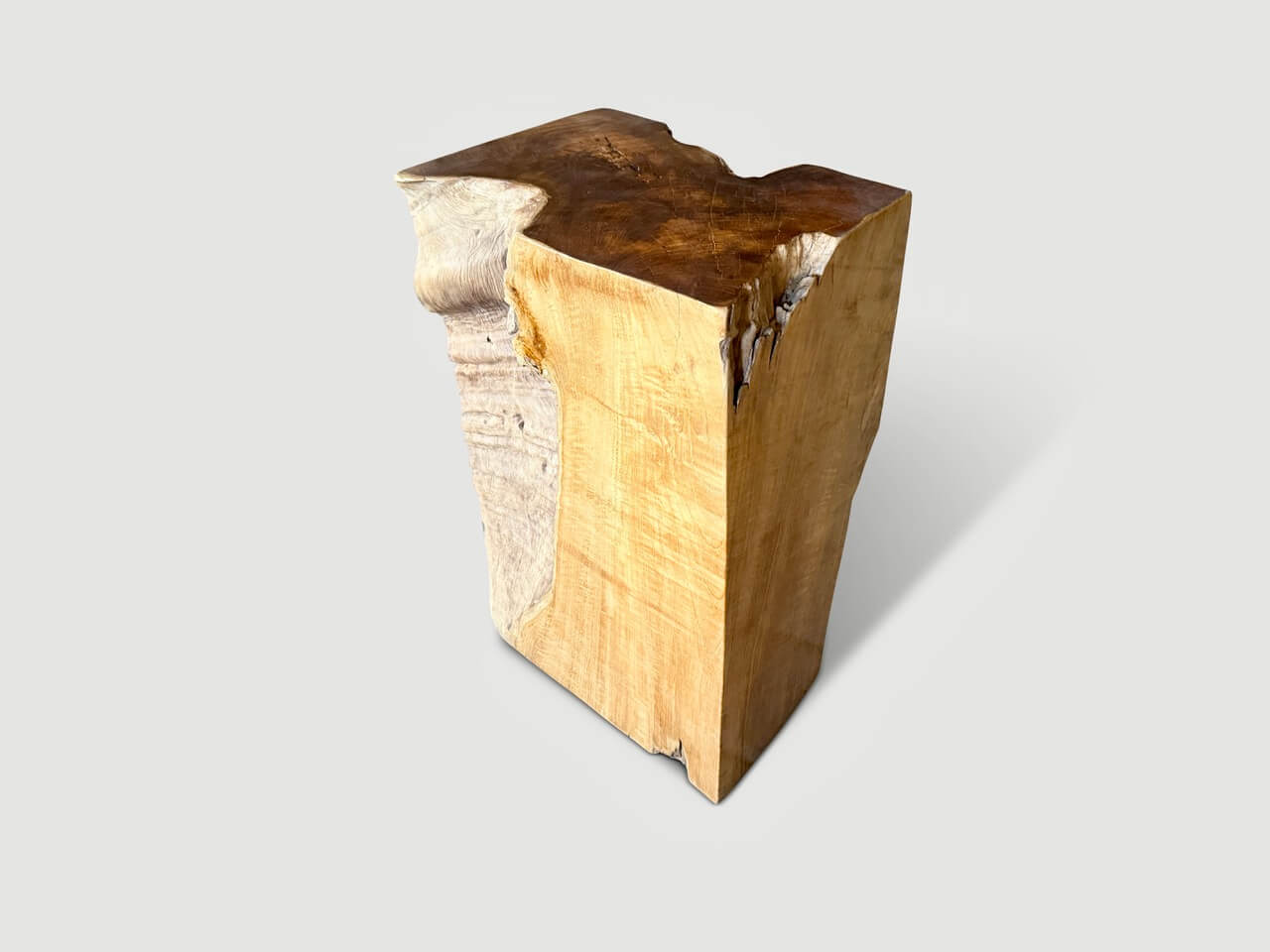SCULPTURAL TEAK SIDE TABLE OR PEDESTAL