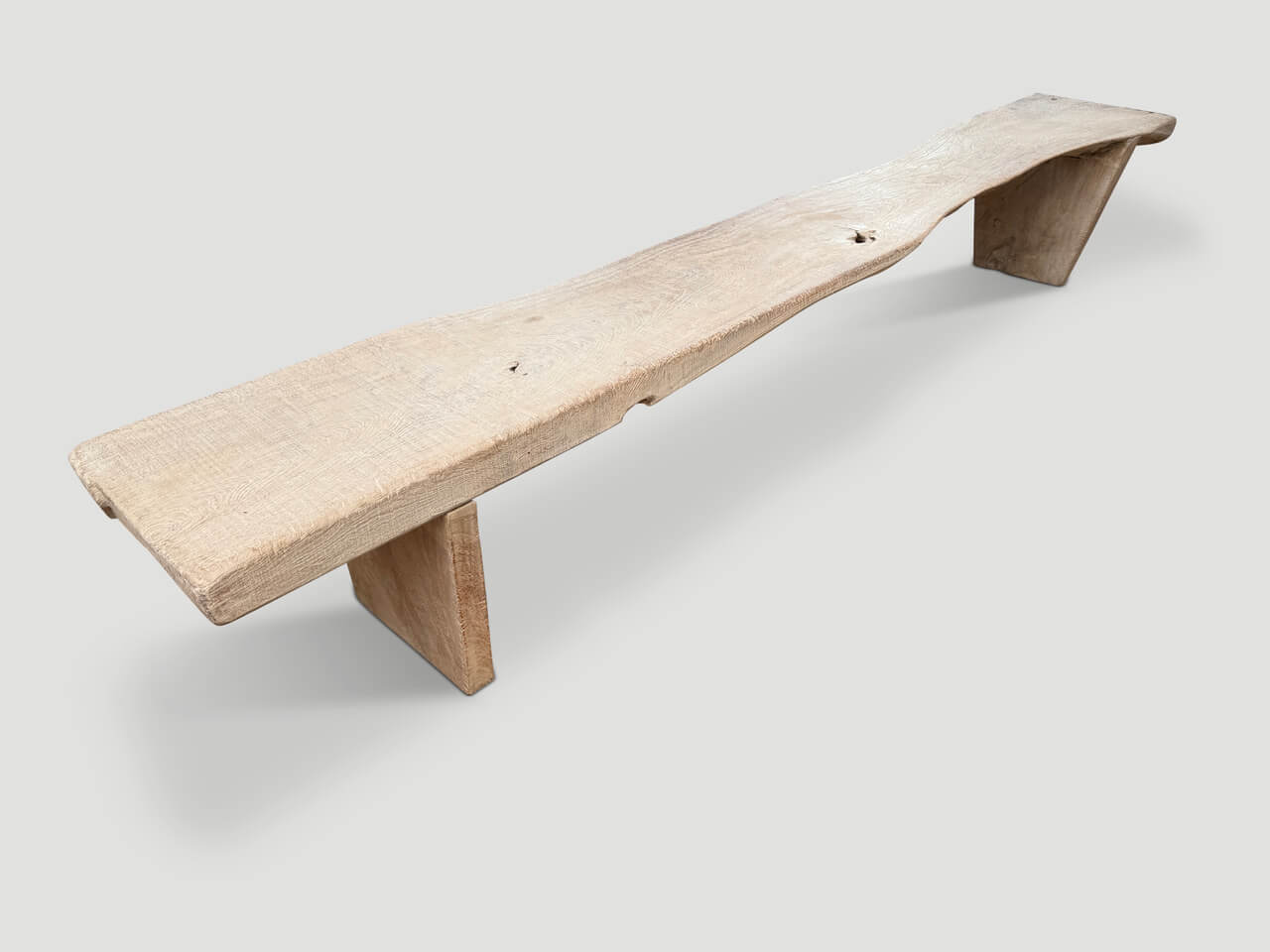 IMPRESSIVE LIVE EDGE LONG BENCH
