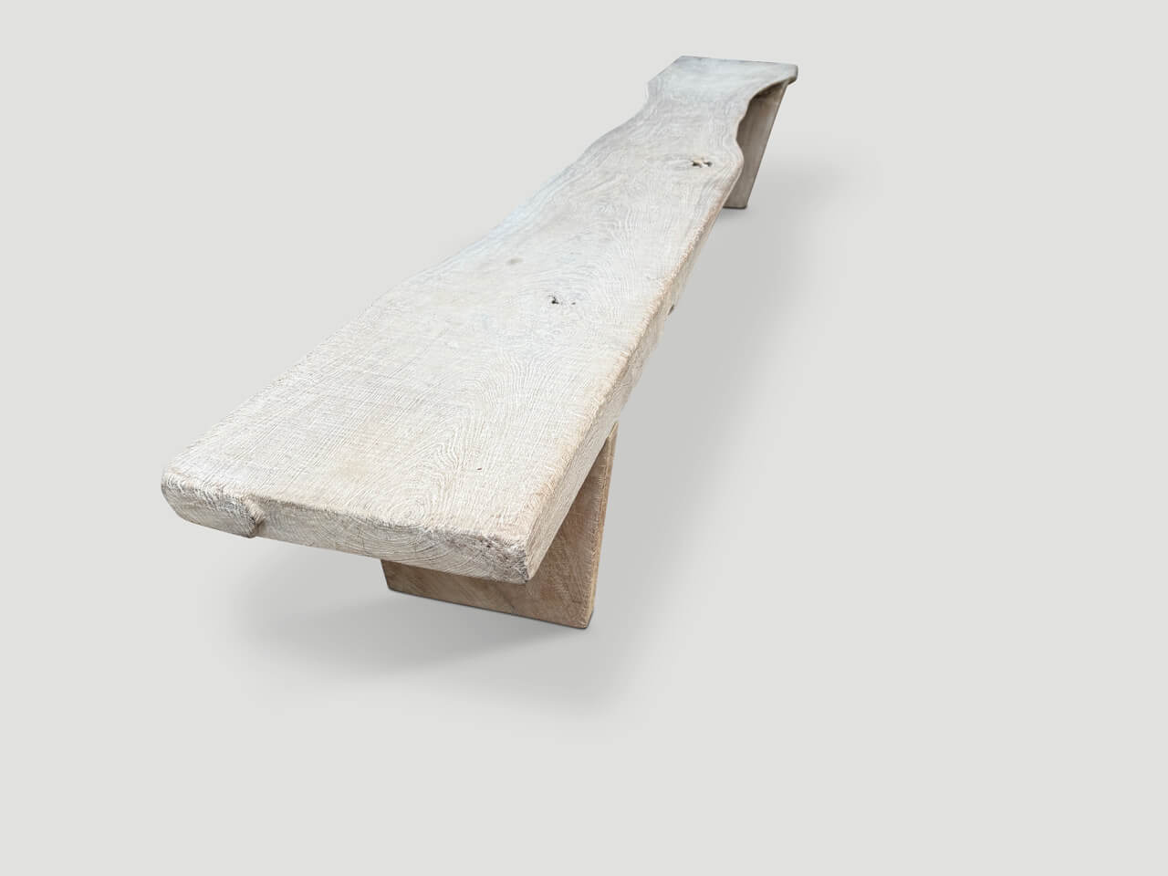 IMPRESSIVE LIVE EDGE LONG BENCH