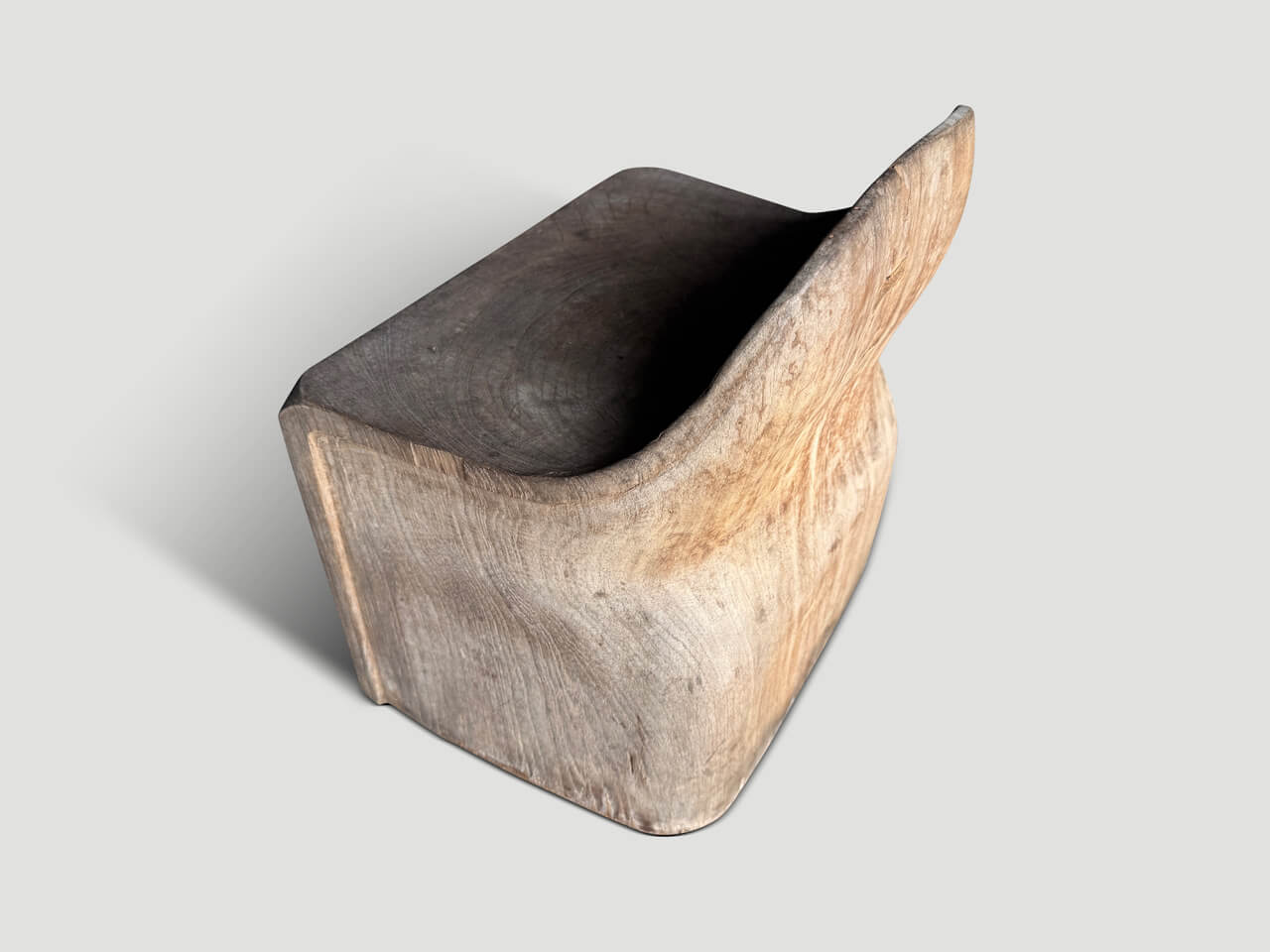 SCULPTURAL CHAIR OR SIDE TABLE
