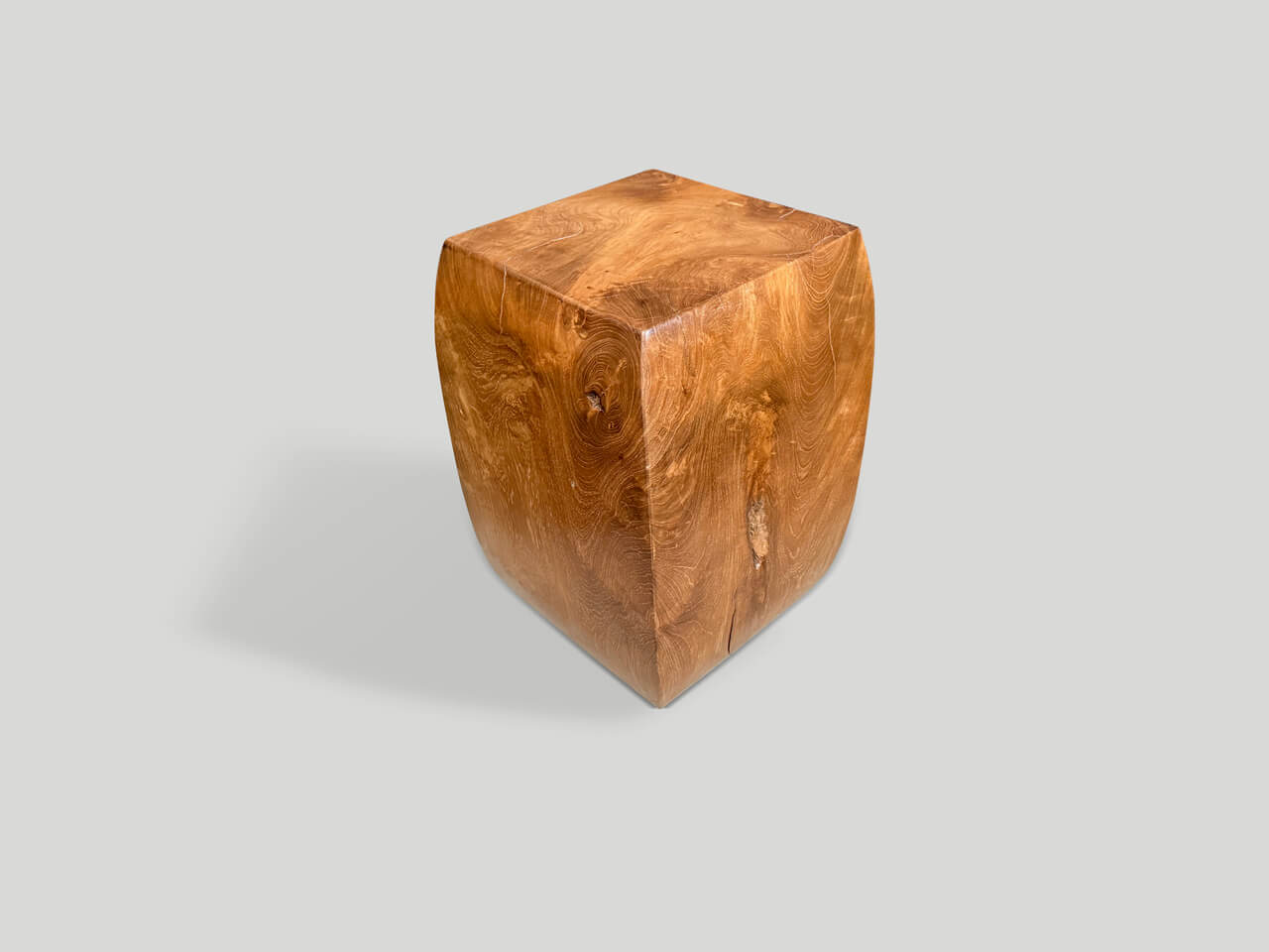MINIMALIST HAND CARVED SIDE TABLE