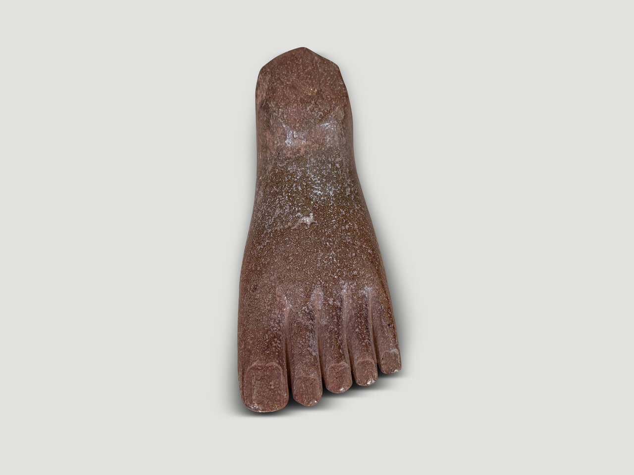 RIVER ROCK FOOT SCULPTURE