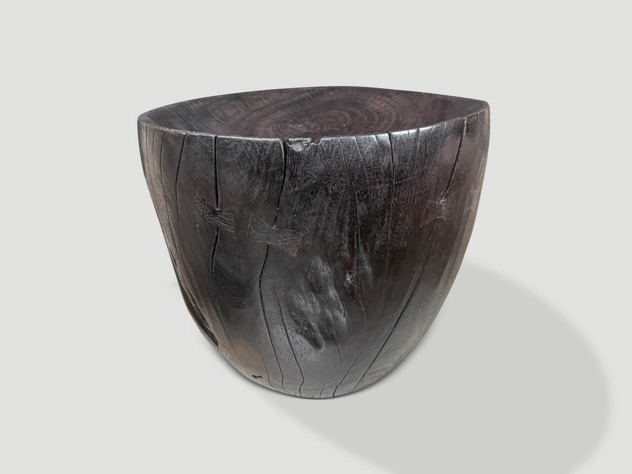 MODERN ORGANIC HAND CARVED MINIMALIST CHAIR