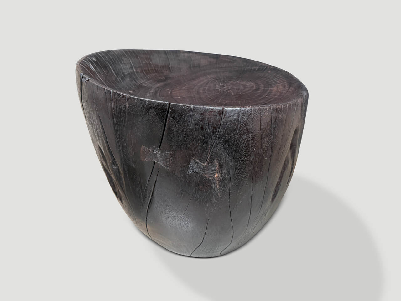 MODERN ORGANIC HAND CARVED MINIMALIST CHAIR