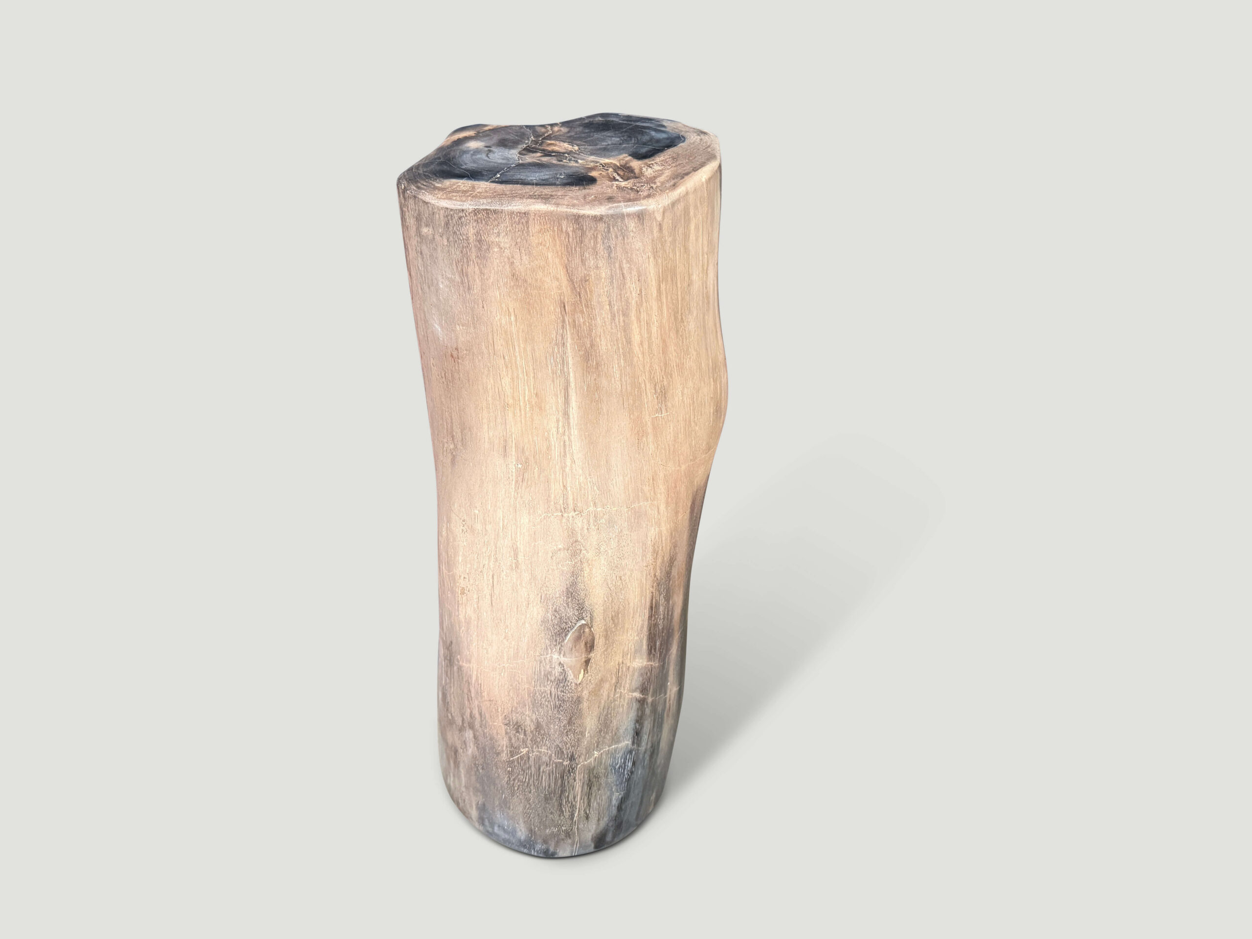 MINIMALIST COLUMN SIDE TABLE OR PEDESTAL