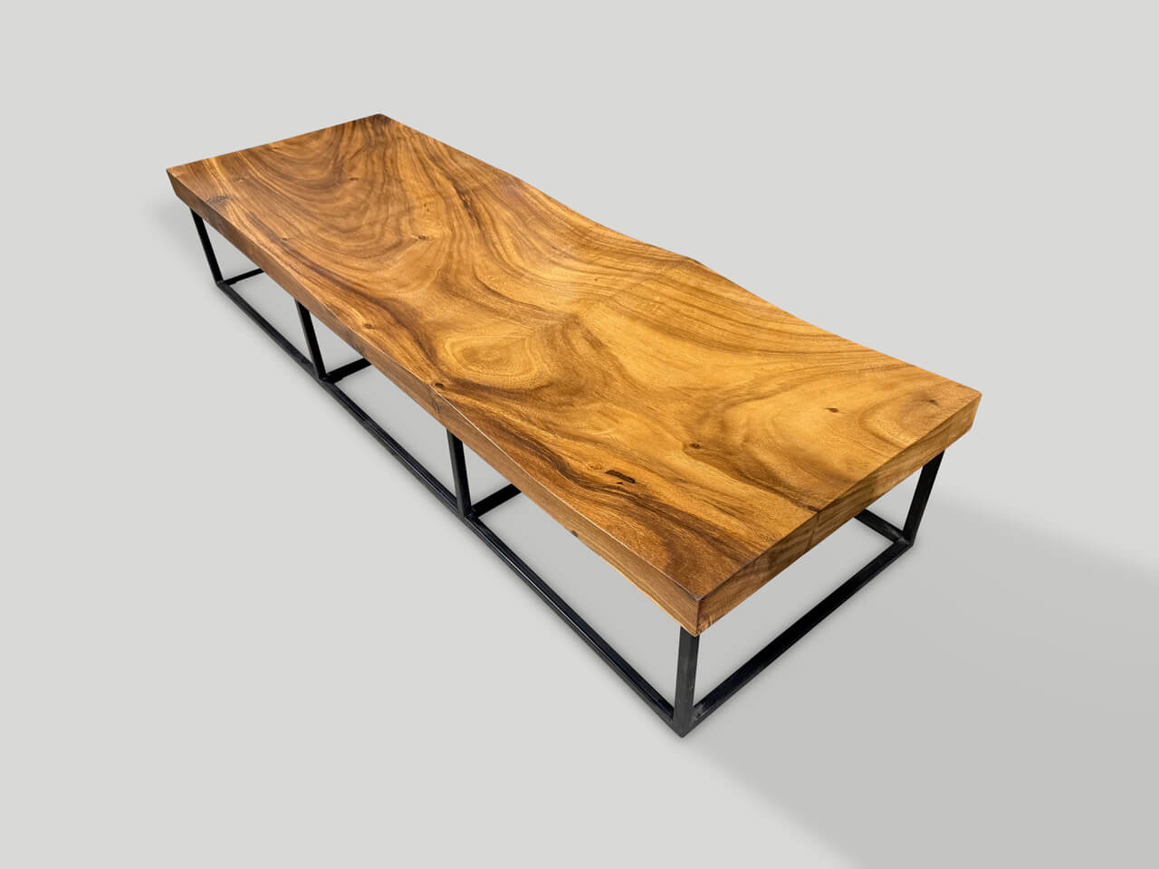 MINIMALIST SINGLE SLAB WAVE BENCH