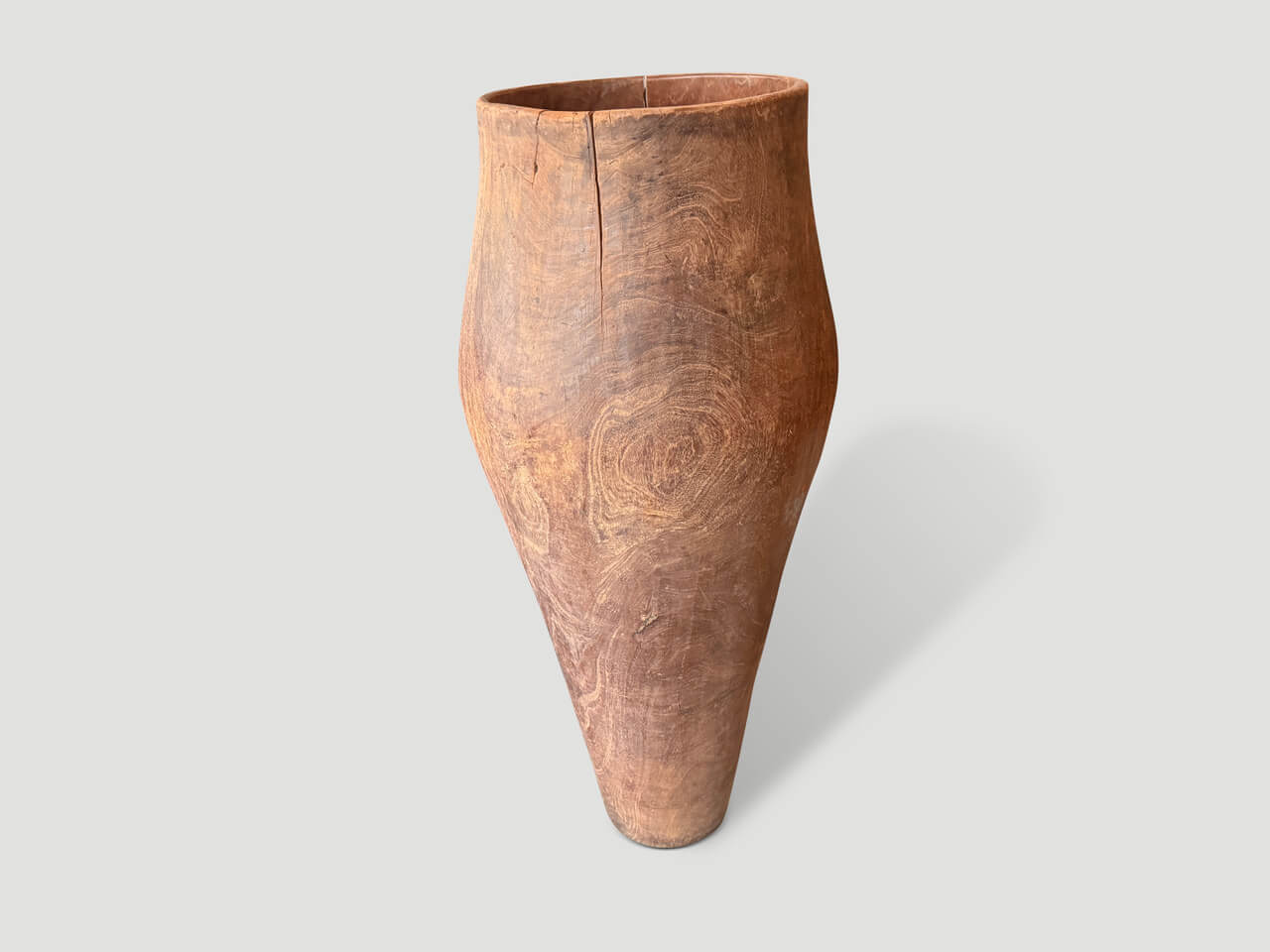ANTIQUE SCULPTURAL CONTAINER