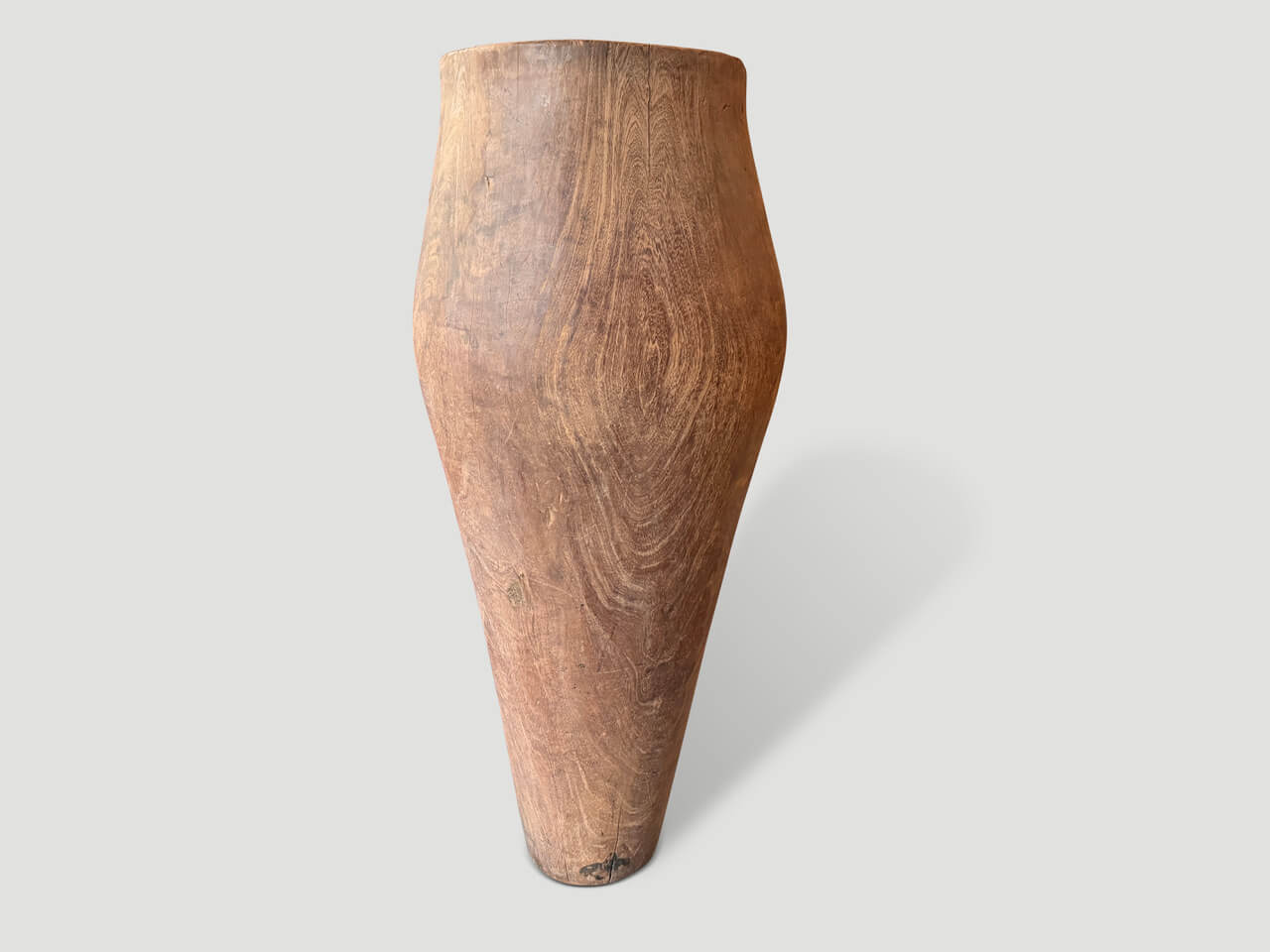 ANTIQUE SCULPTURAL CONTAINER